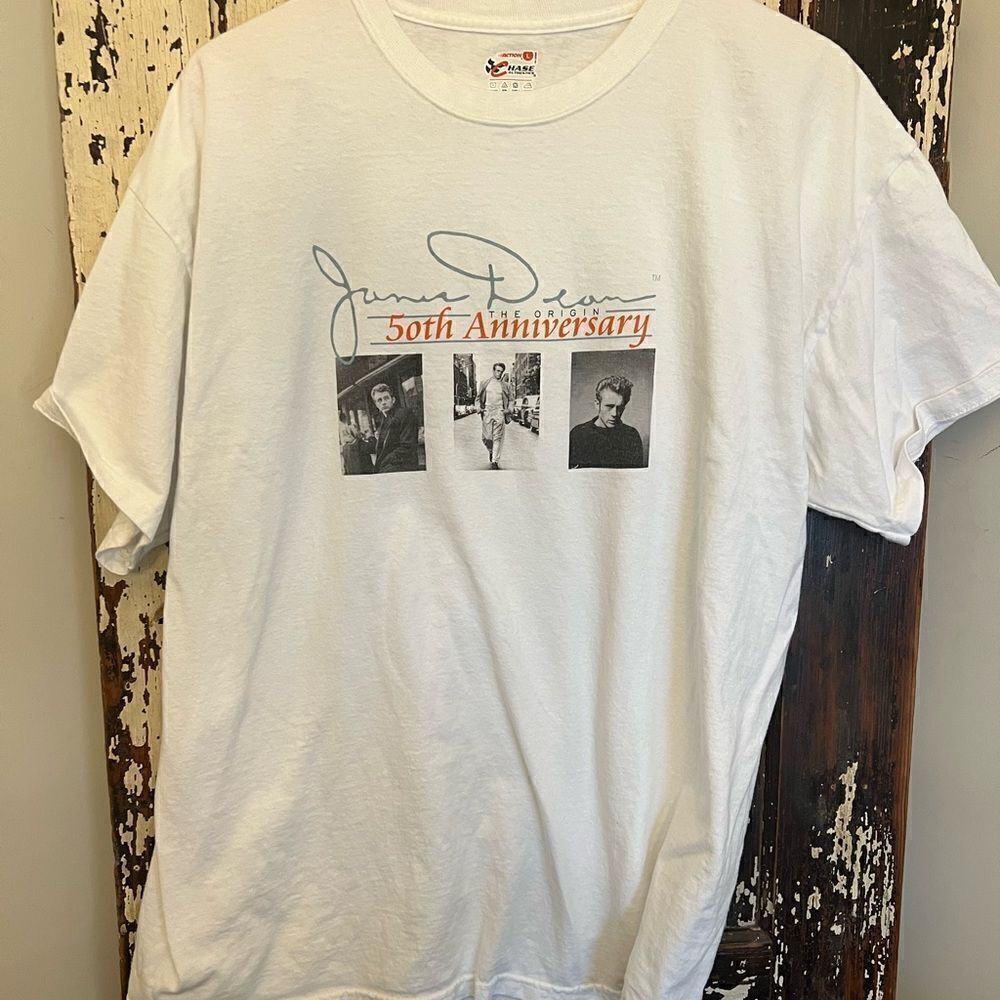 Vintage Y2K Chase Authentics James Dean 50th anniversary size L unisex T-shirt.